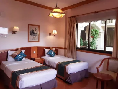 Deluxe Twin Room — Oscar Saigon Hotel