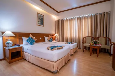 Oscar Deluxe Twin Room — Oscar Saigon Hotel