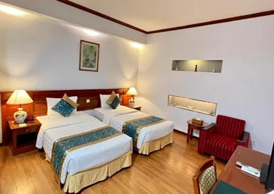 Oscar Elegant Twin Room — Oscar Saigon Hotel